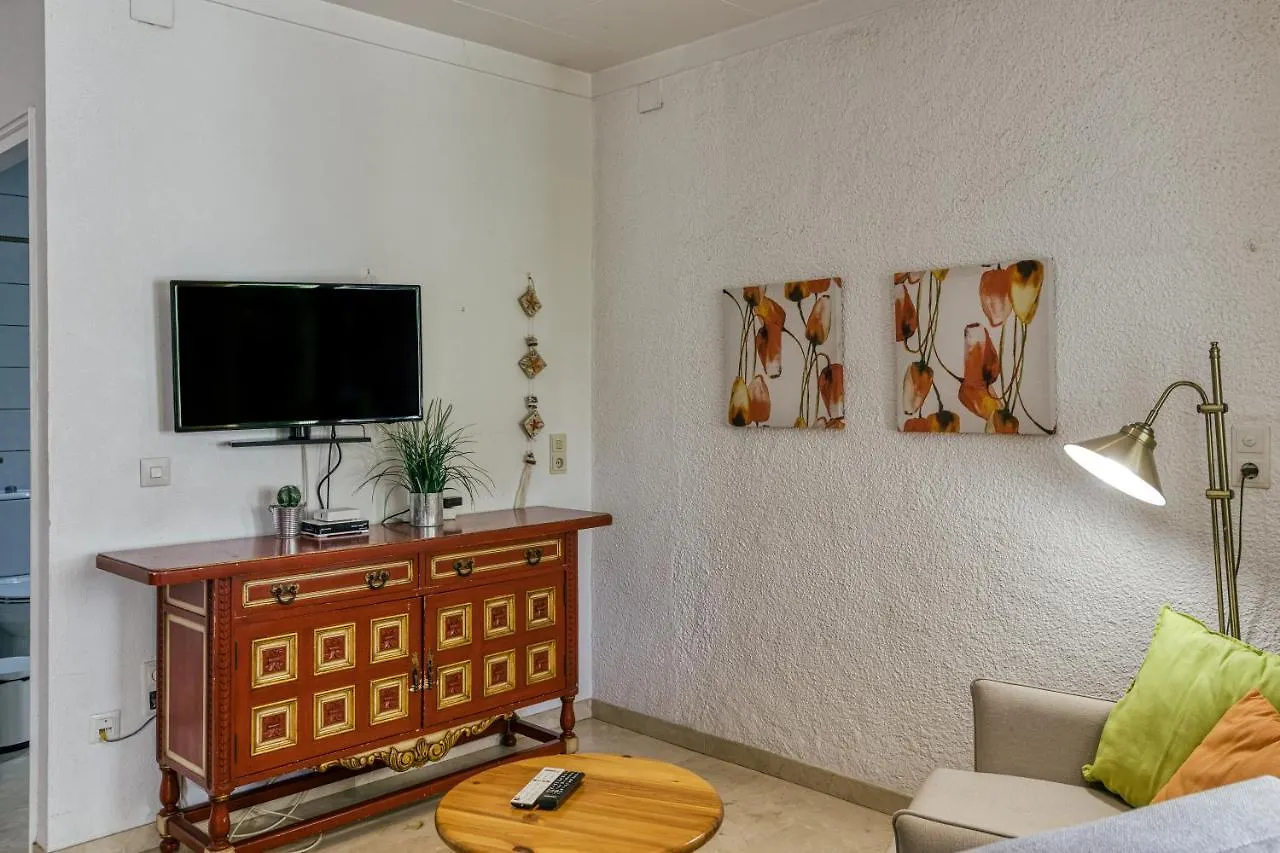 Art- Apartamentos Revilla Tacke E Empuriabrava Ferienhaus