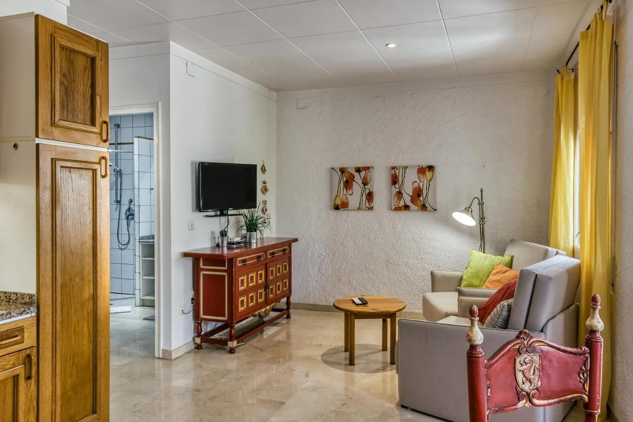 Art- Apartamentos Revilla Tacke E Empuriabrava 0*,  Spanien