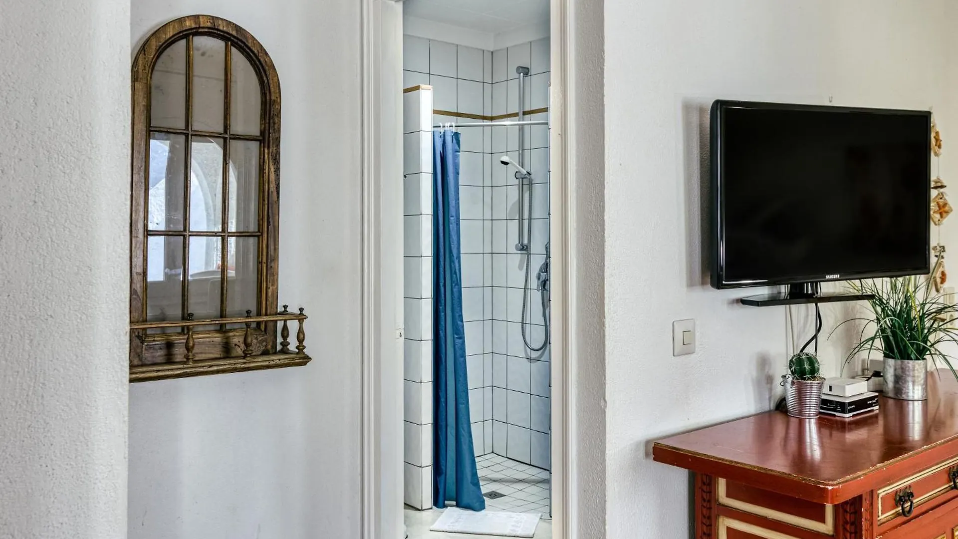 Art- Apartamentos Revilla Tacke E Empuriabrava Spanyolország