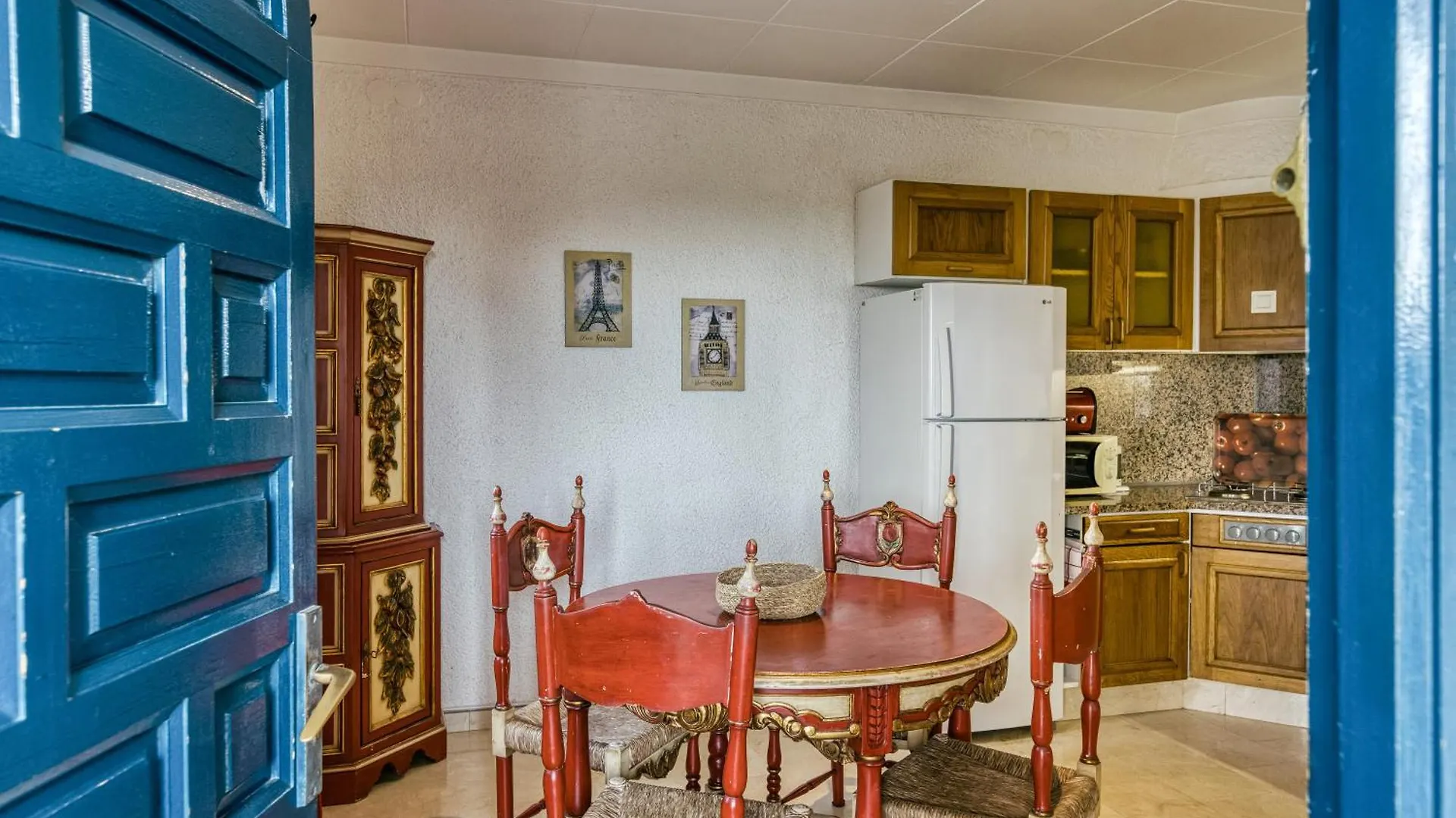 Art- Apartamentos Revilla Tacke E Empuriabrava